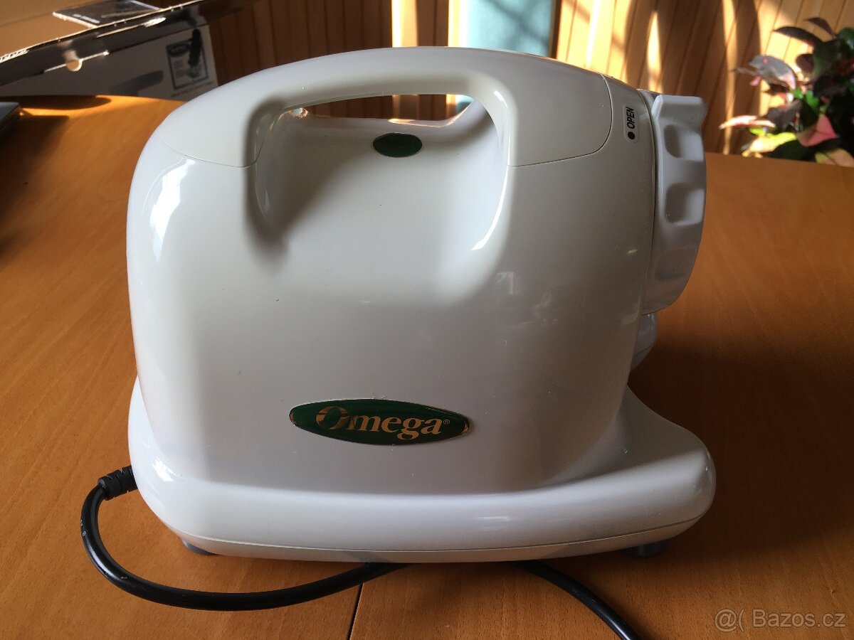 Odšťavňovač OMEGA – J8224 - 2