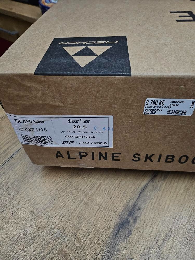 Lyžařské boty FISCHER RC ONE 110 PRO vel. 39/ 255 - 2