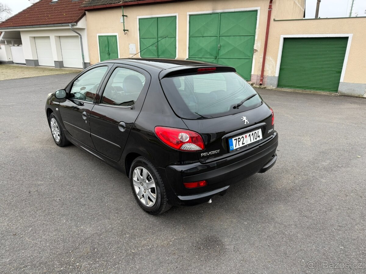 Peugeot 206+ - 2