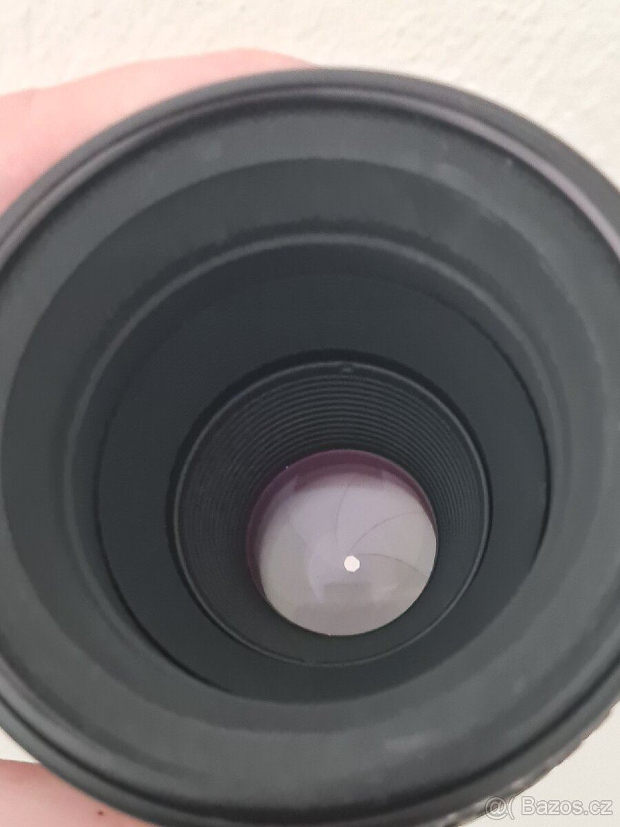 Nikon Micro Nikkor 60mm f2.8 AF D - 2