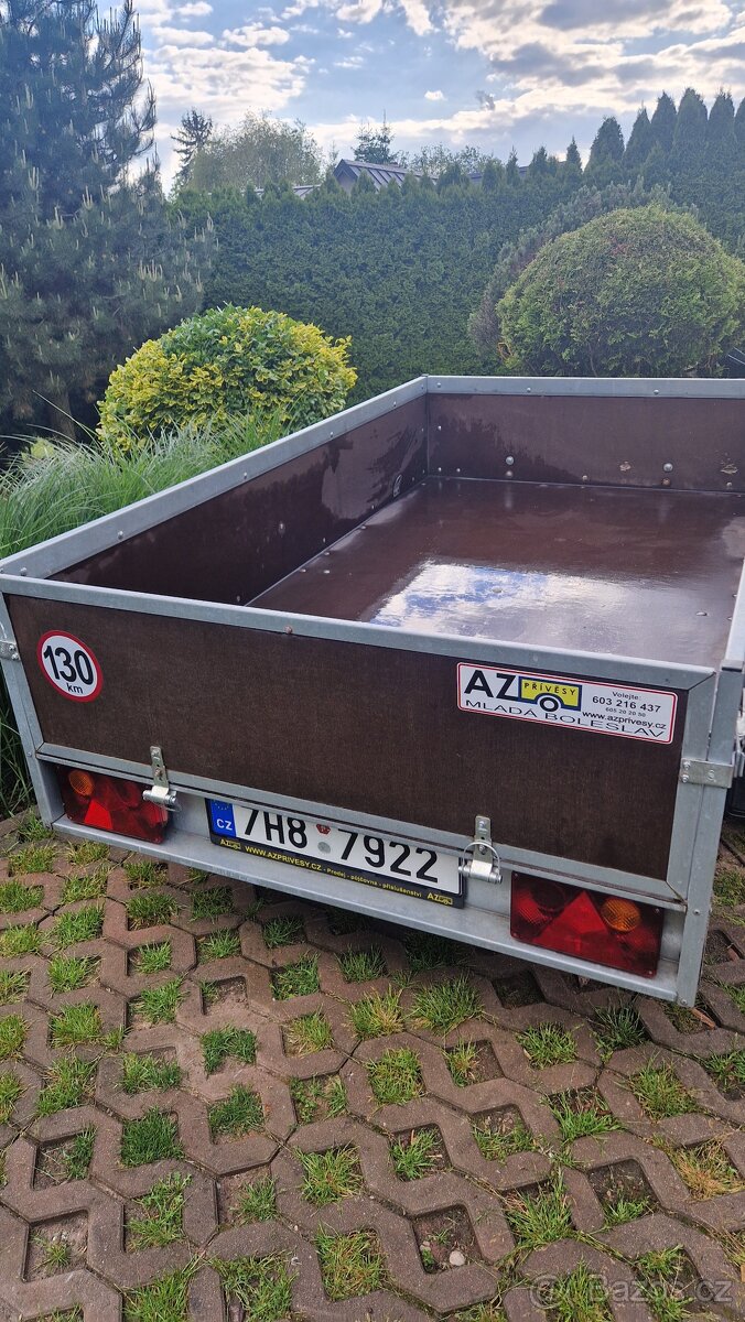 Přívěsný vozík 750kg - 2