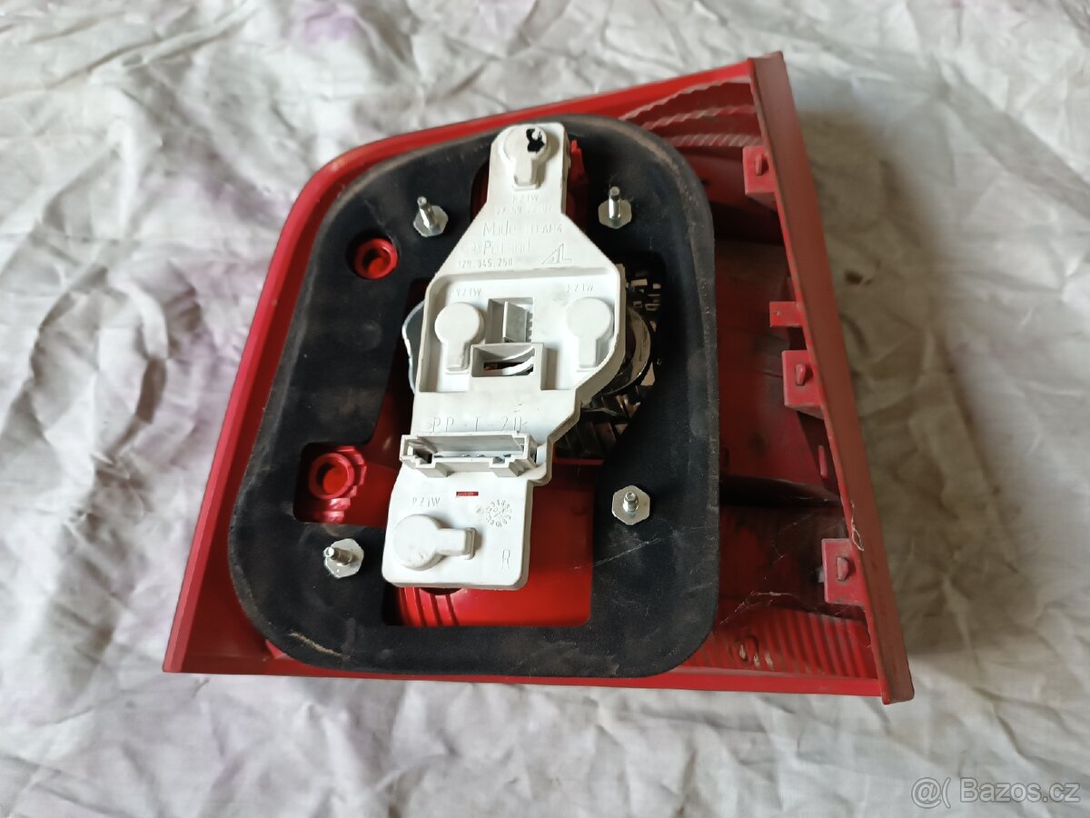 PZ světlo Octavia 2 combi - 2