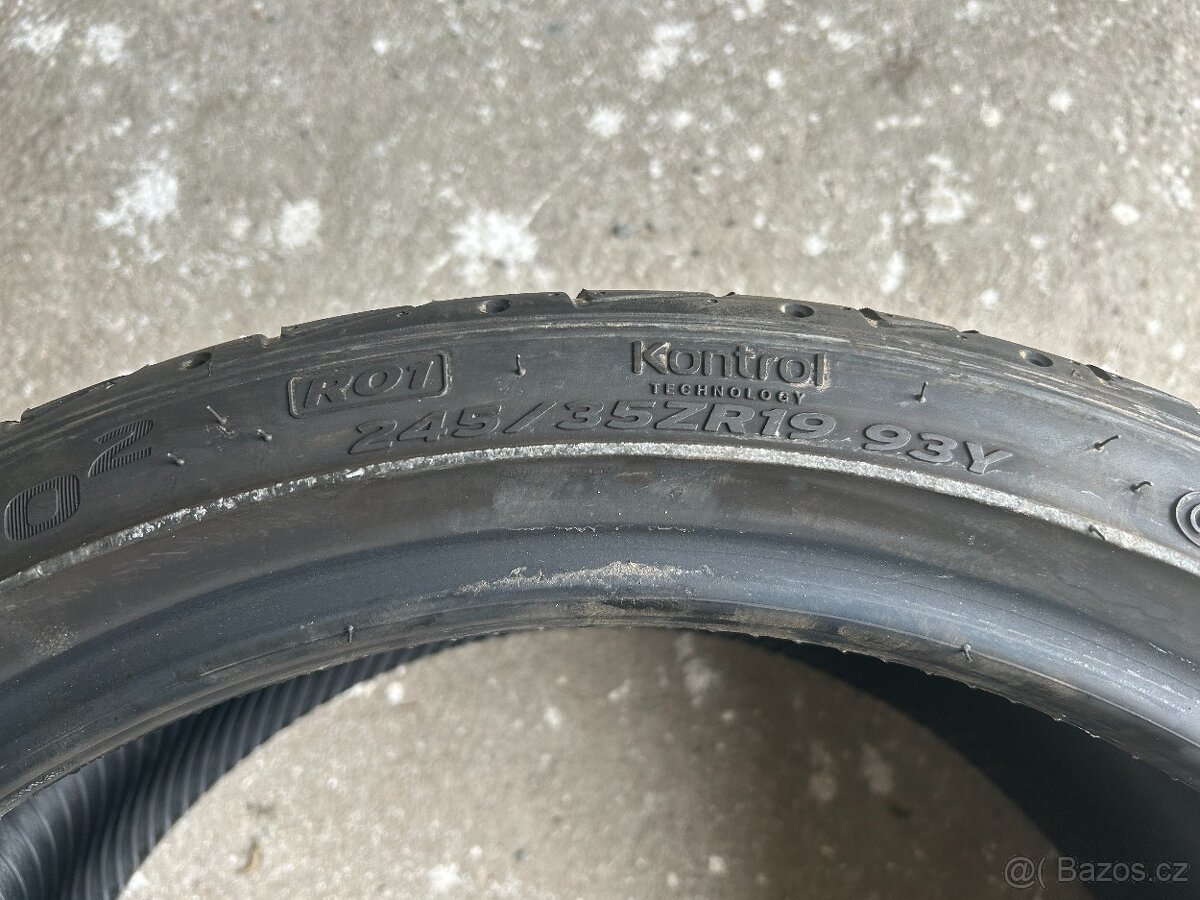 Letní pneu 245/35/19 Continental - 2