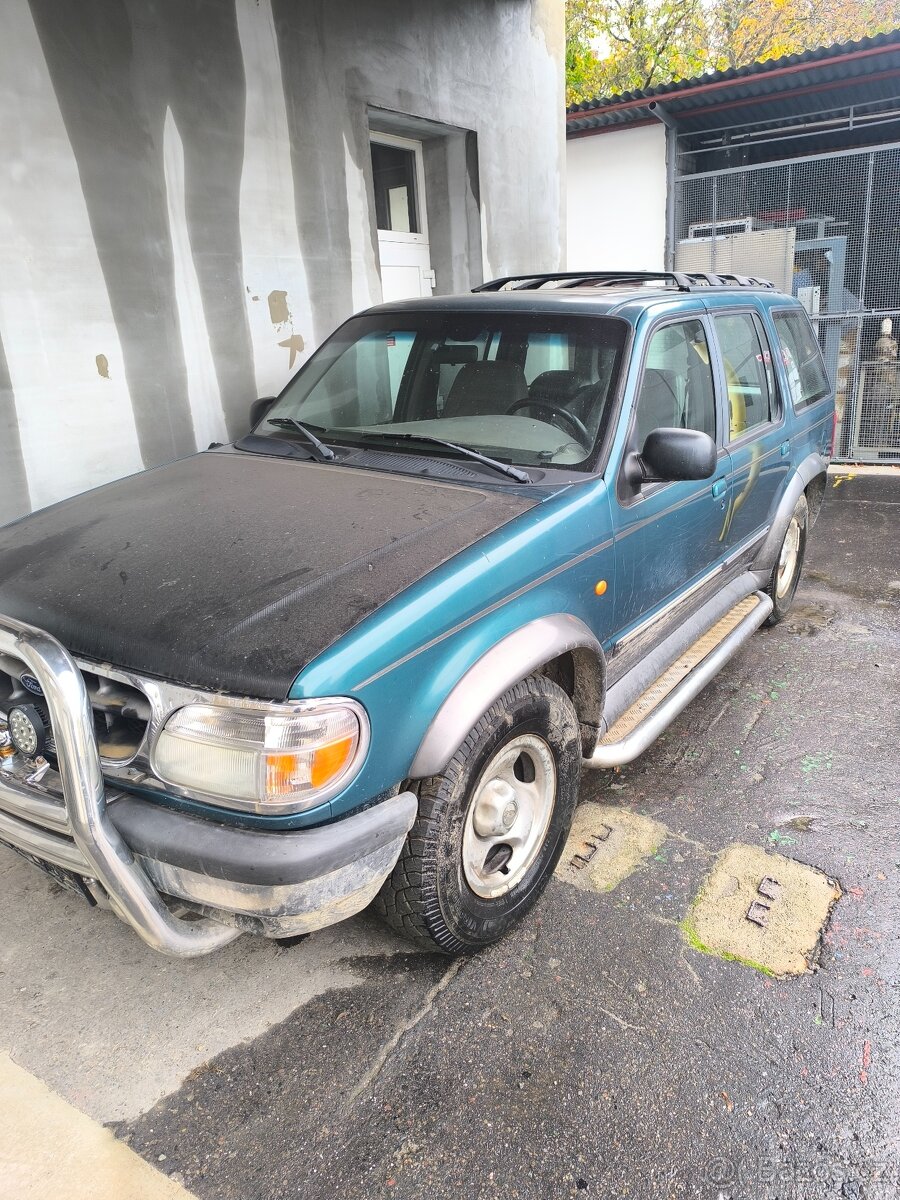 FORD Explorer 4.1 V6 - 2