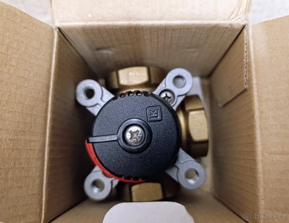 Trojcestný směšovací ventil 1" - 2