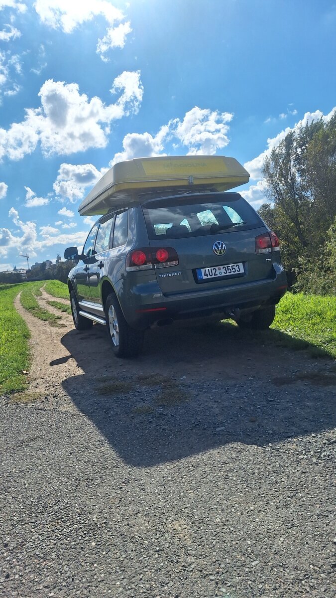 VW Touareg 2.5 TDI R5 – Offroad ready, manuál. - 2