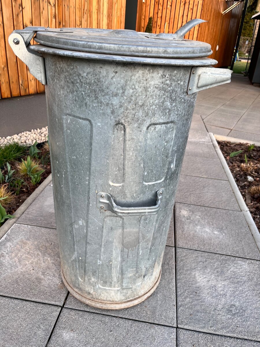 Pozinková popelnice - 2