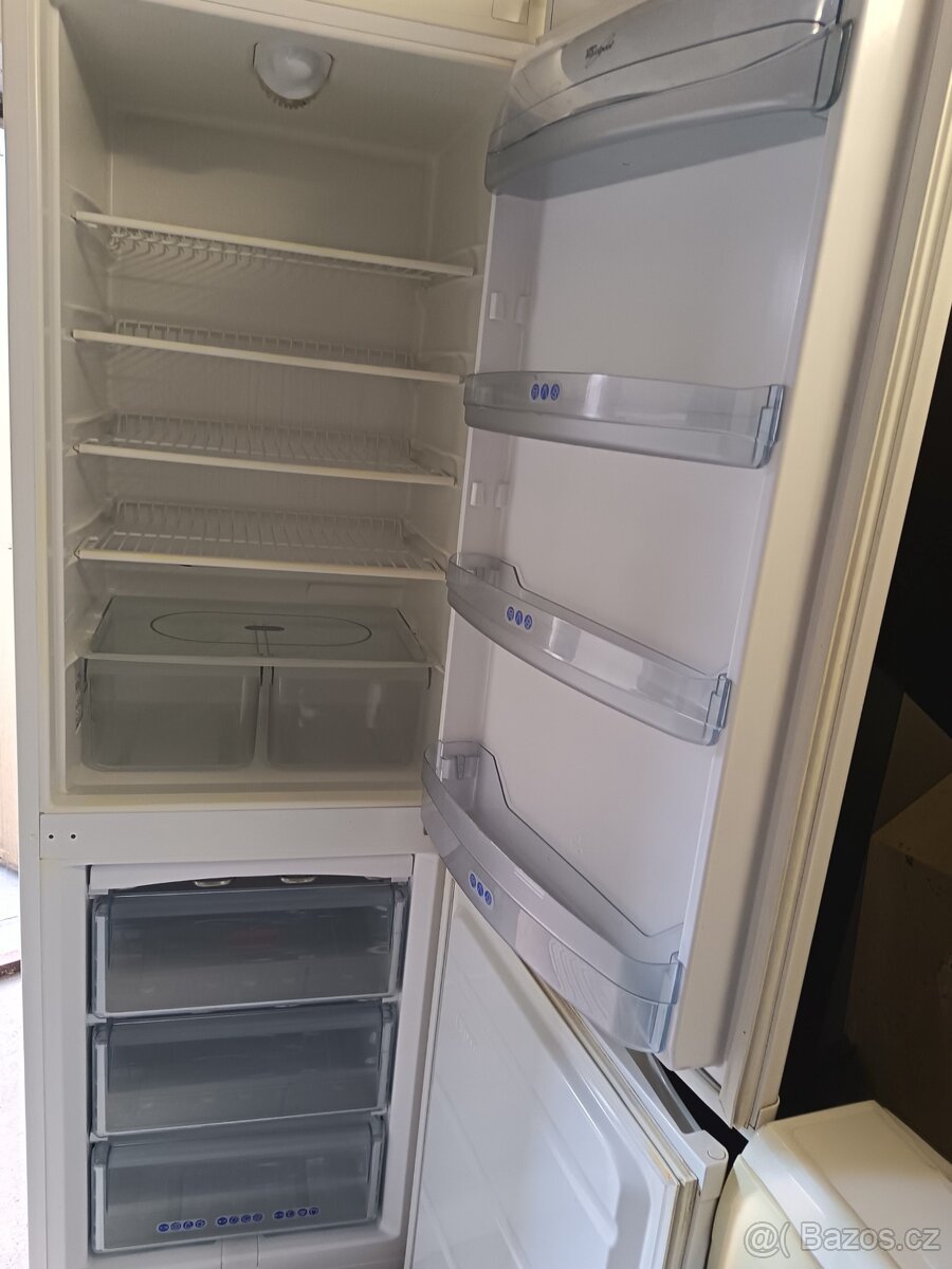 Lednička Whirlpool 187cm - 2