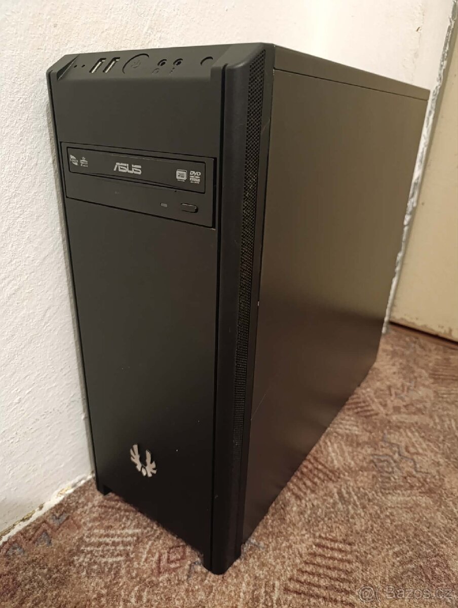 Stolní PC s grafikou 2 gb - 2