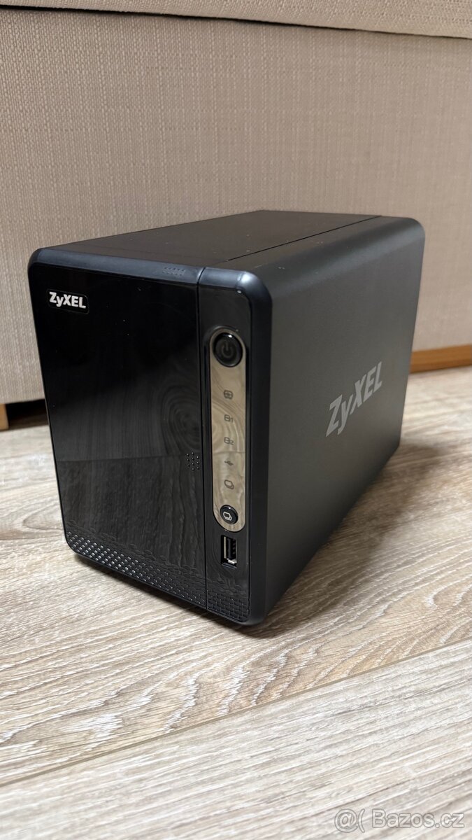 NAS Zyxel NSA320S - 2
