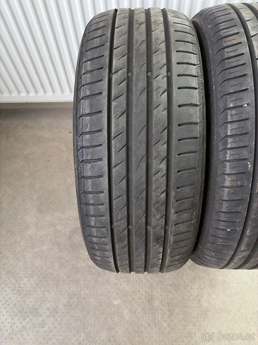 Letni pneu 215/50/17 - 2