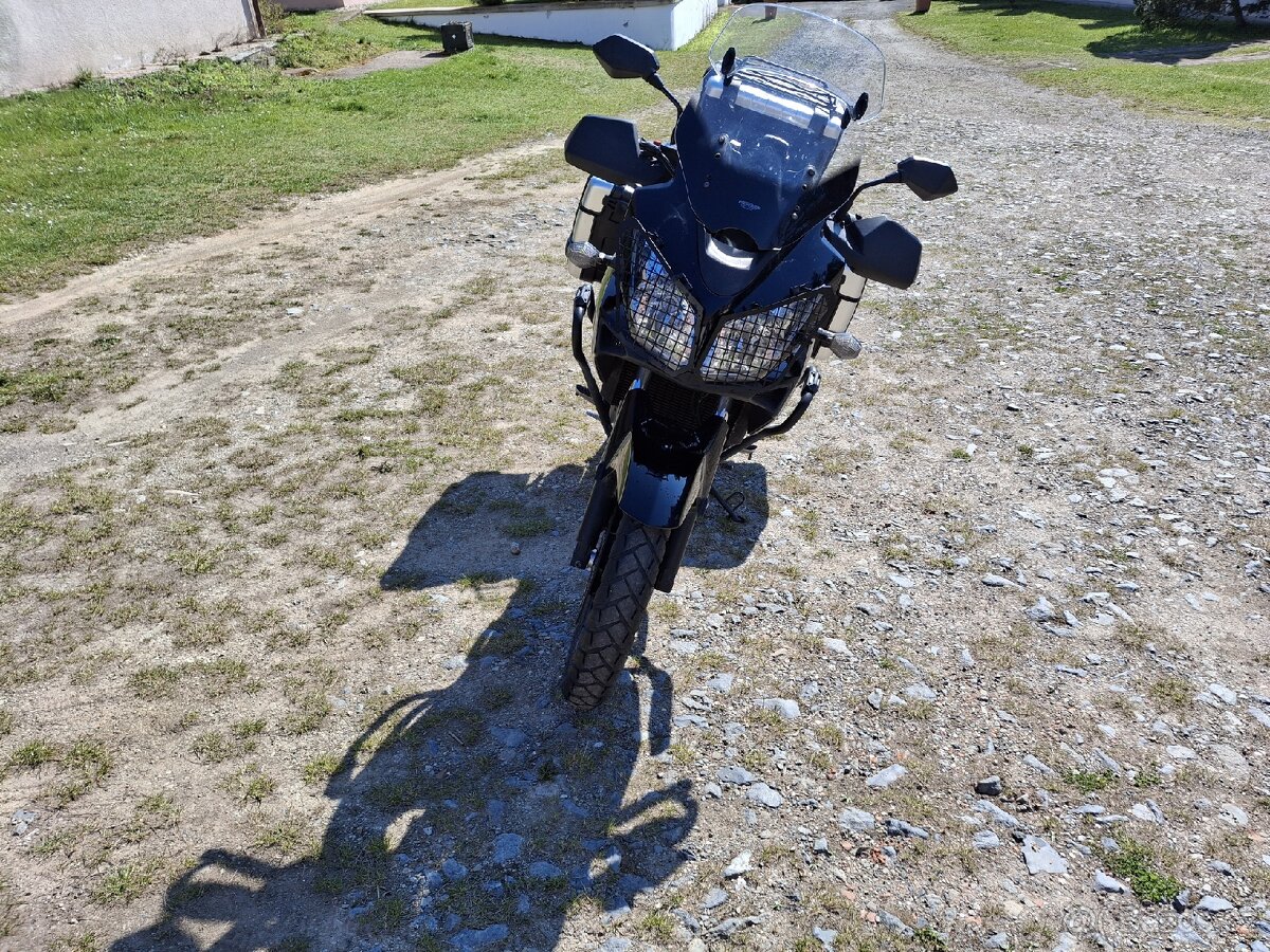 Prodám Suzuki V-Strom DL 650 - 2