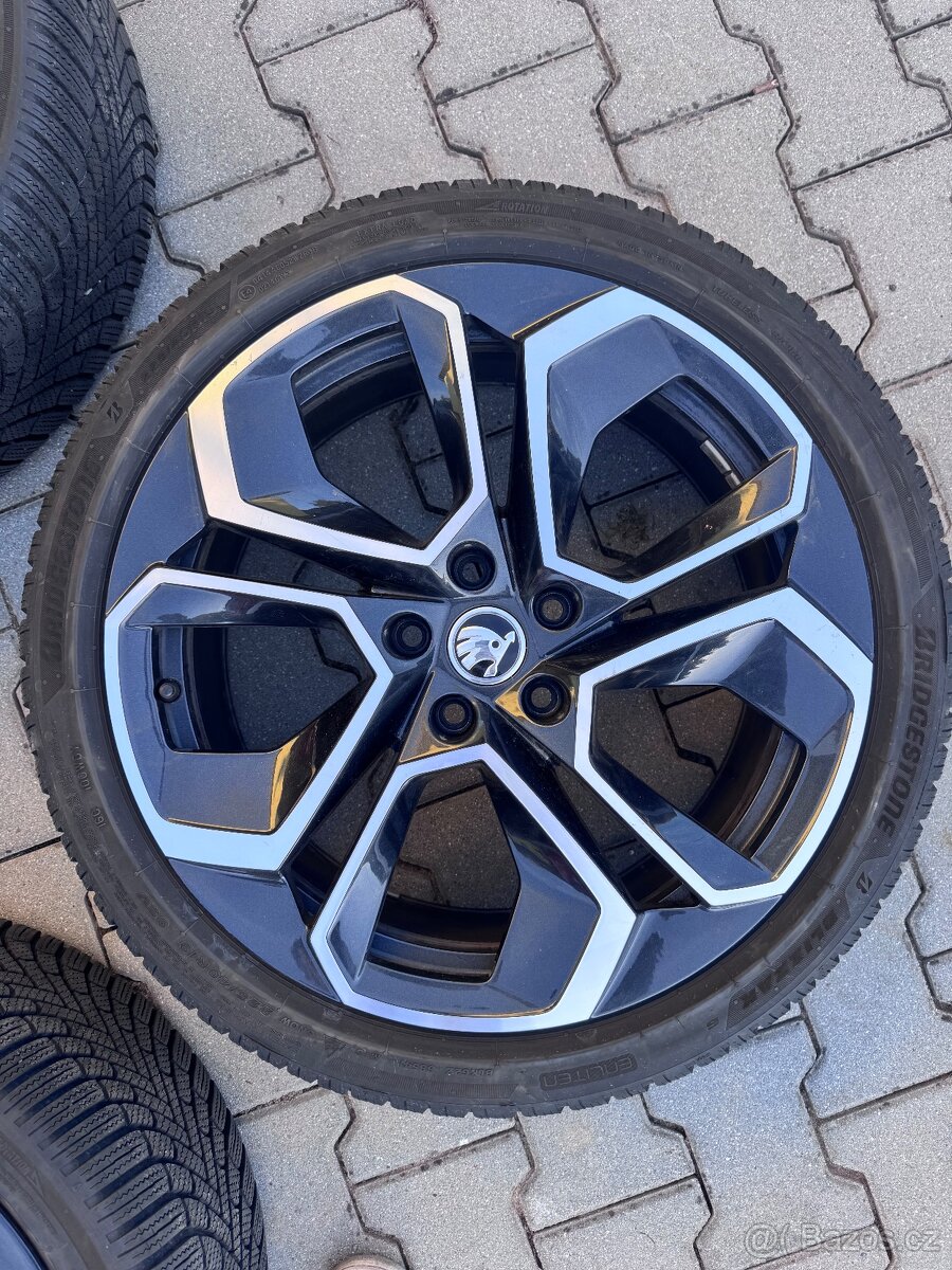 225/40/R19 Altair - 2