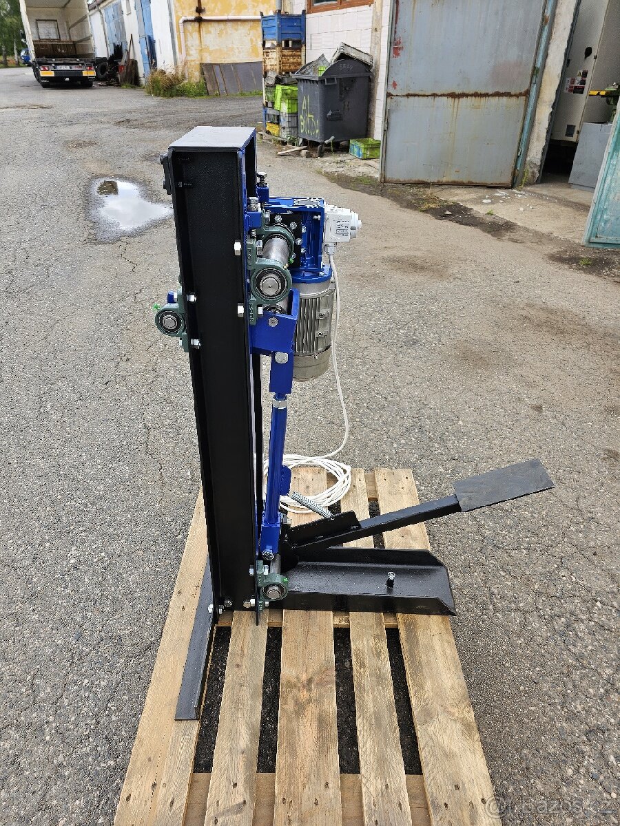 Kovářská válcovací stolice - 2