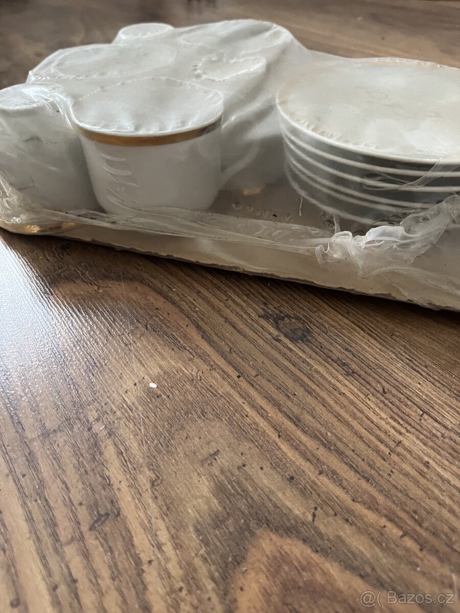 Kávová porcelánová souprava, Karlovarský porcelán - 2