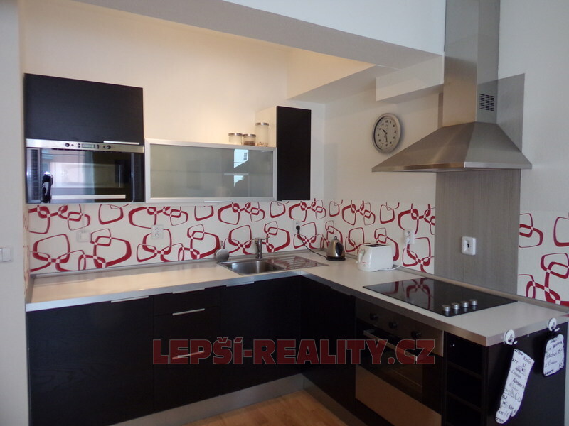 Pronájem bytu 2+kk v Plzni, ul. Květná, 45 m2+garážové stání - 2