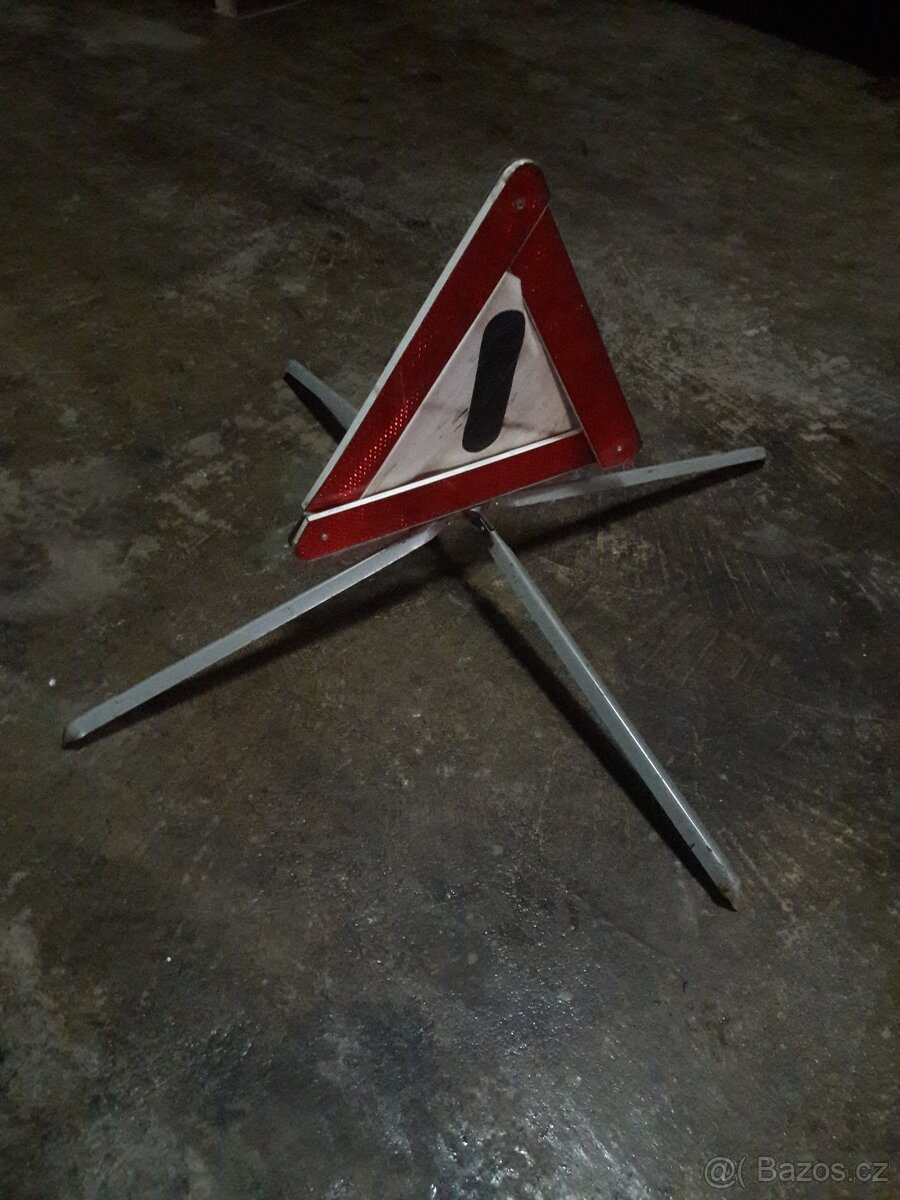 drobnosti k autům - 2