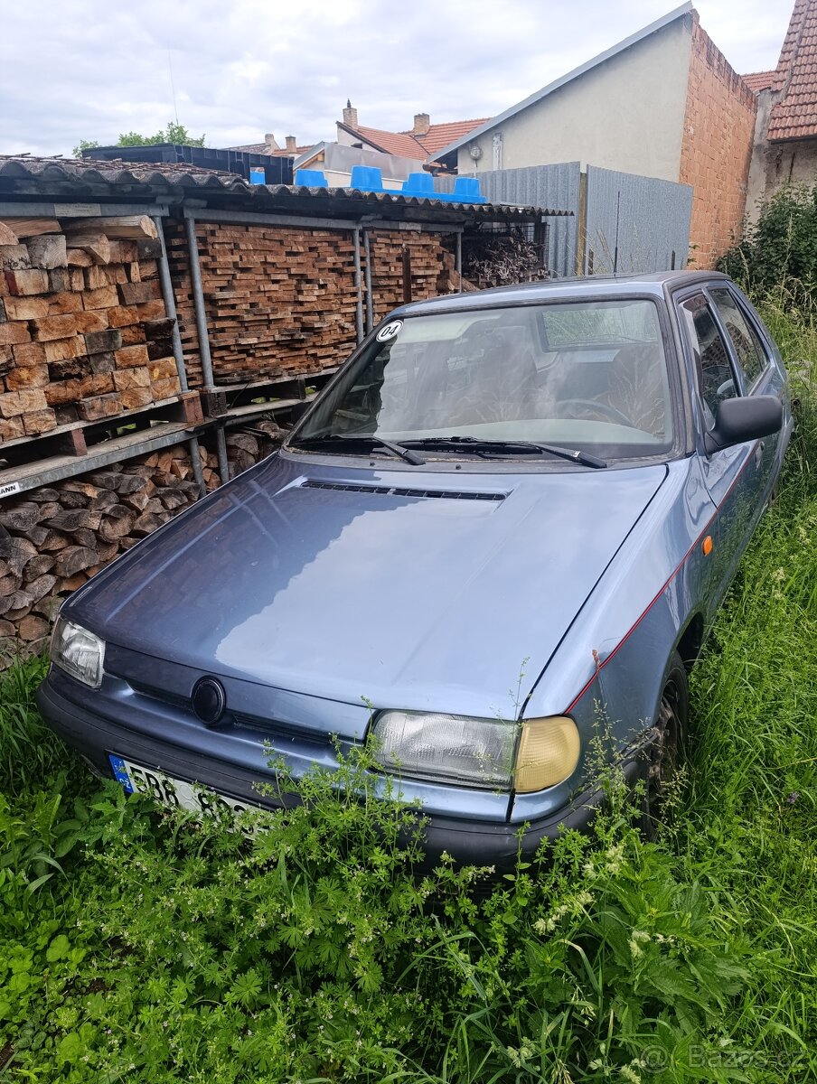 Prodám díly na Škoda Felicia - 2