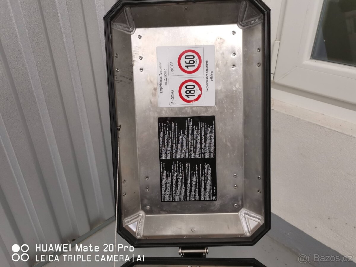 Hliníkový moto kufr - 2