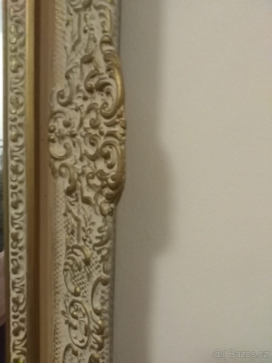 zrcadlo v rámu - 2
