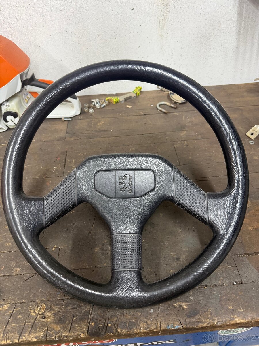 Volant Peugeot 205 GTI - 2