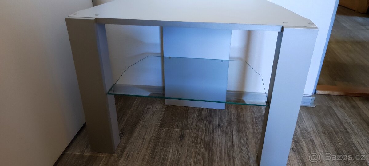 Šedý televizní stolek - 2