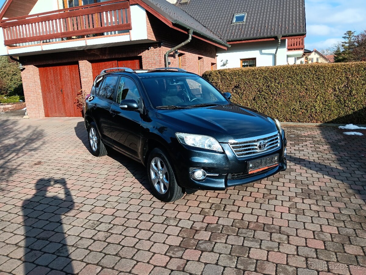 Toyota RAV4 2.2 D4D 110 KW 4x4 - 2