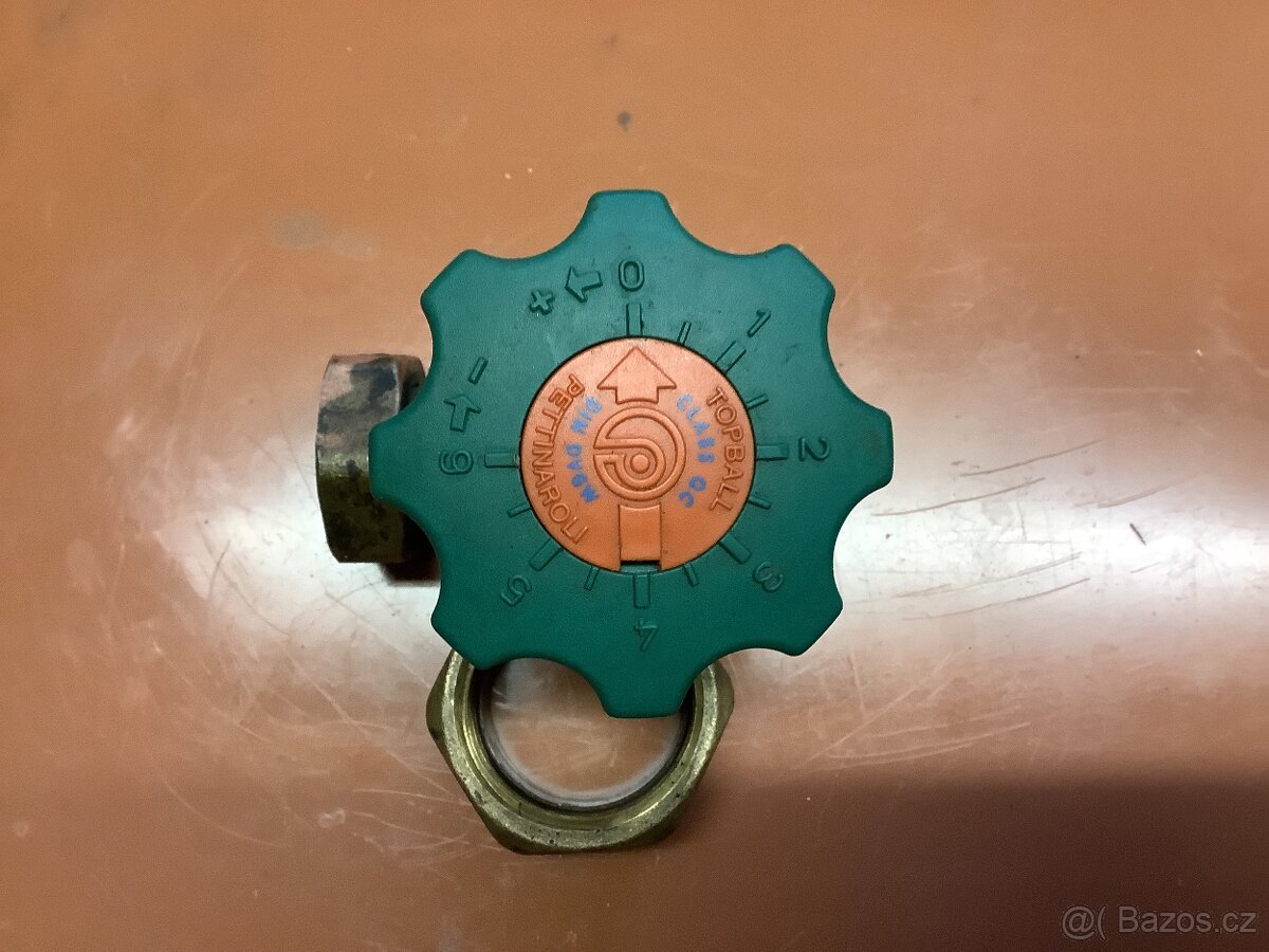 KULOVÝ UZÁVĚR - 2