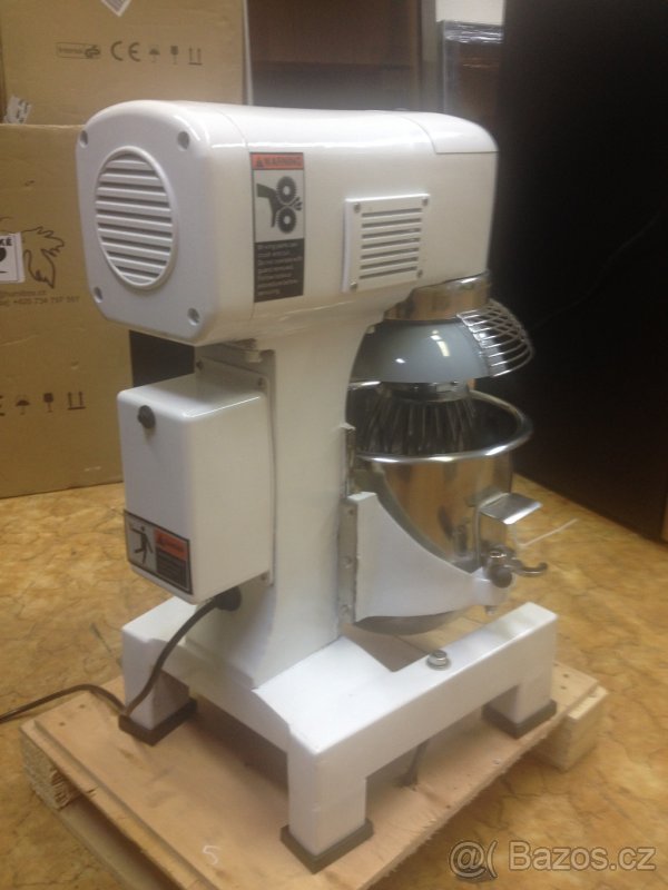 Univerzální Robot - 2