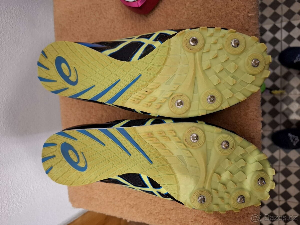 Běžecké tretry Asics Hyper vel. 39,5 - 2