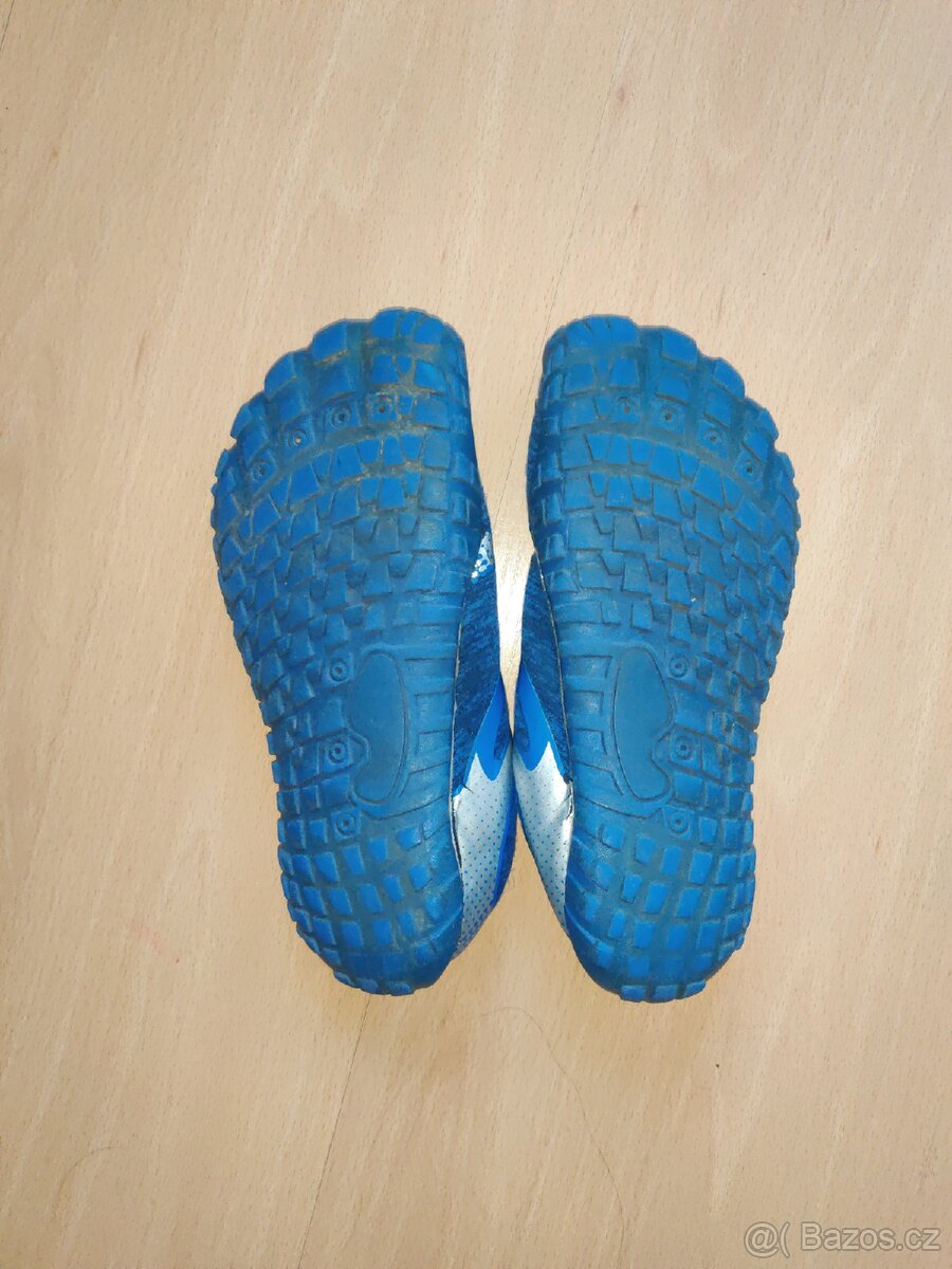 Jako Barefoot nebo boty do vody vel. 31-32 - 2