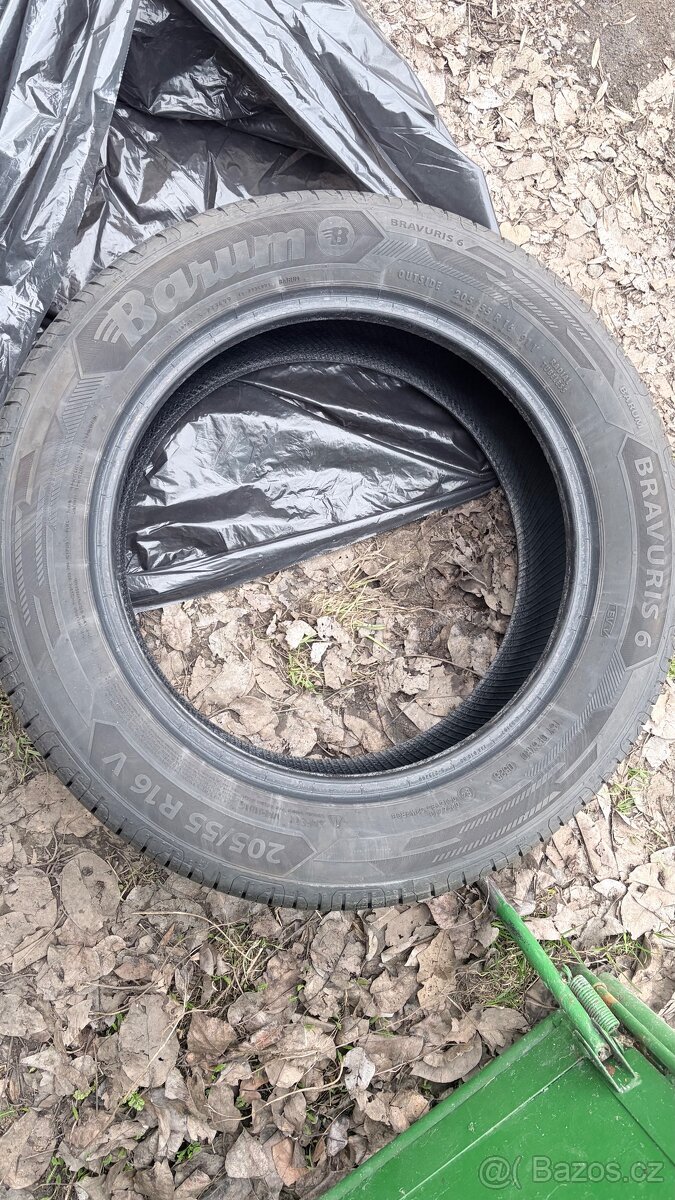 Sada Barum Bravuris 205/55/16-letní - 2