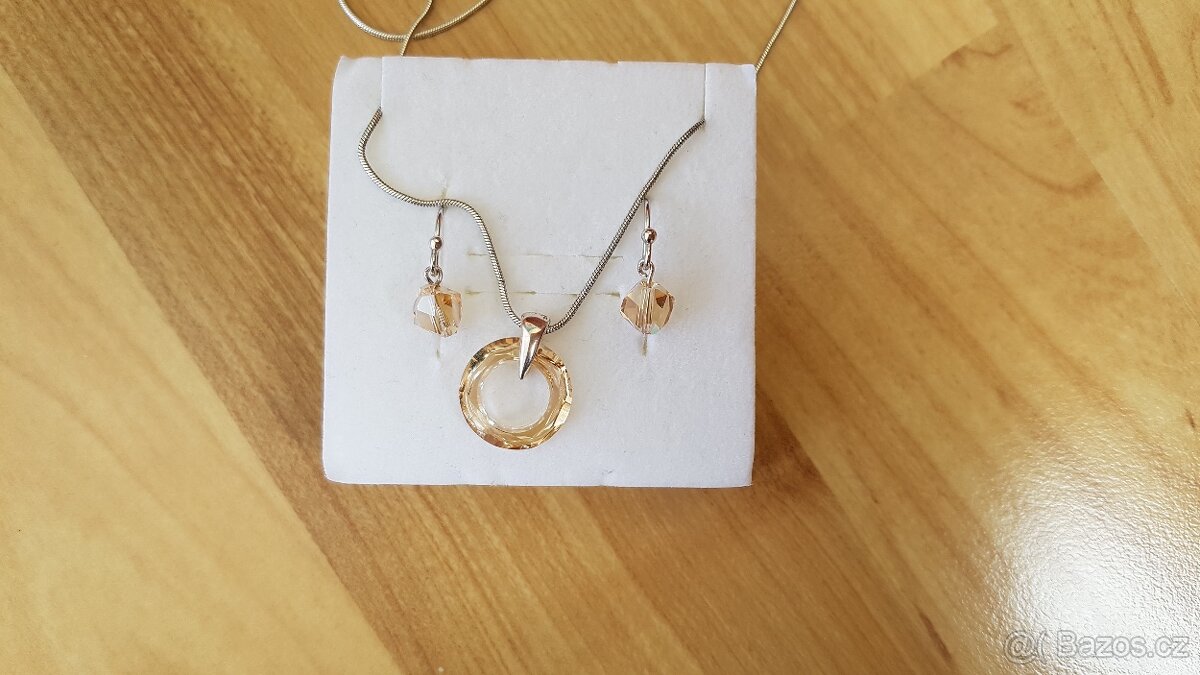 Stříbrný set šperků: náušnice, přívěsek a řetízek - 2