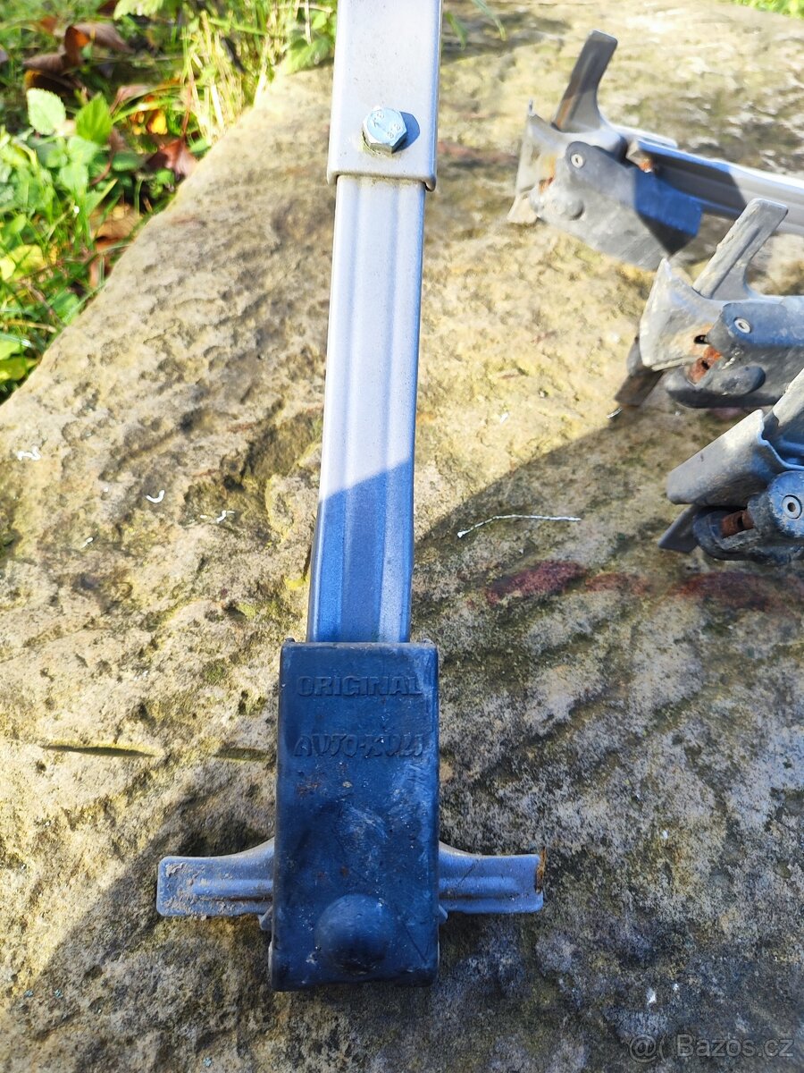 Patky střešního nosiče/zahrádky - 2