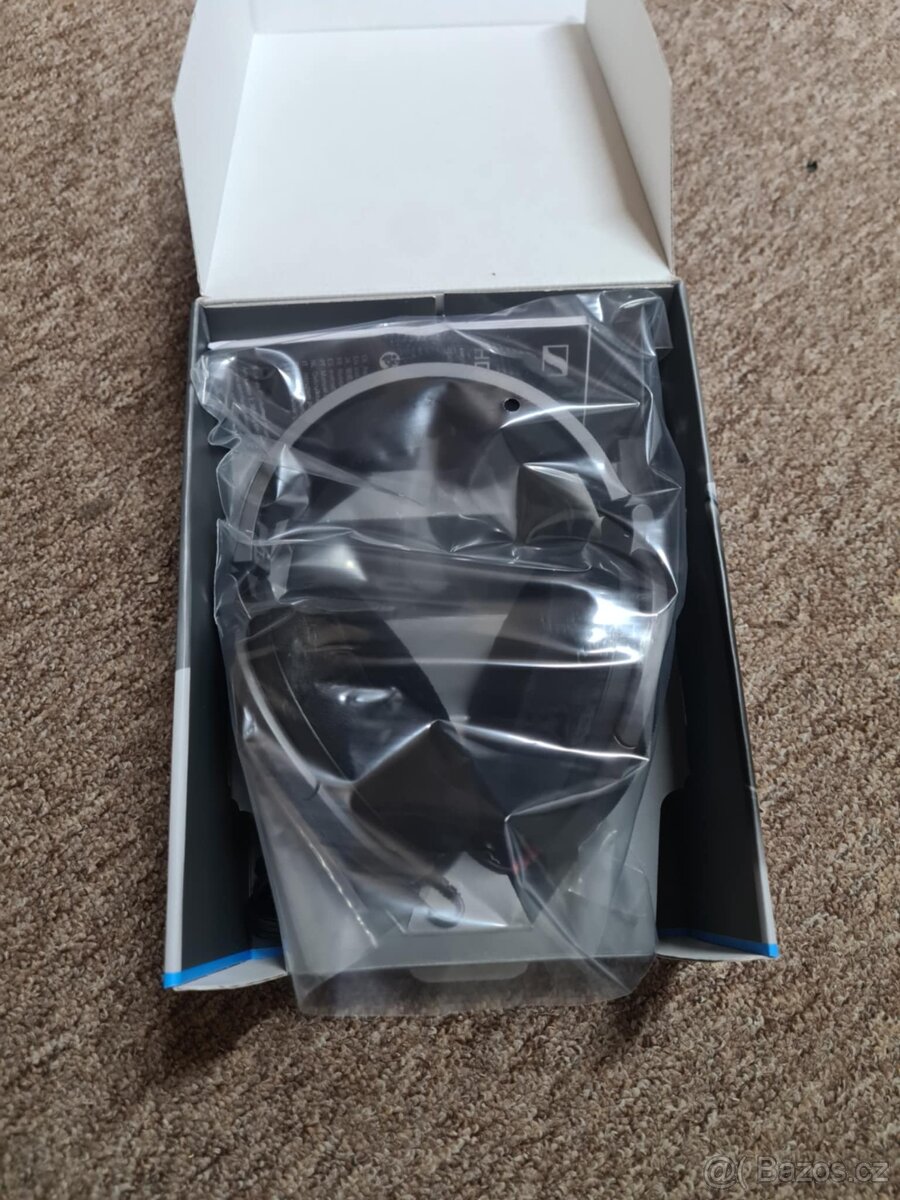 Nová sluchátka Sennheiser HD 600 - 2