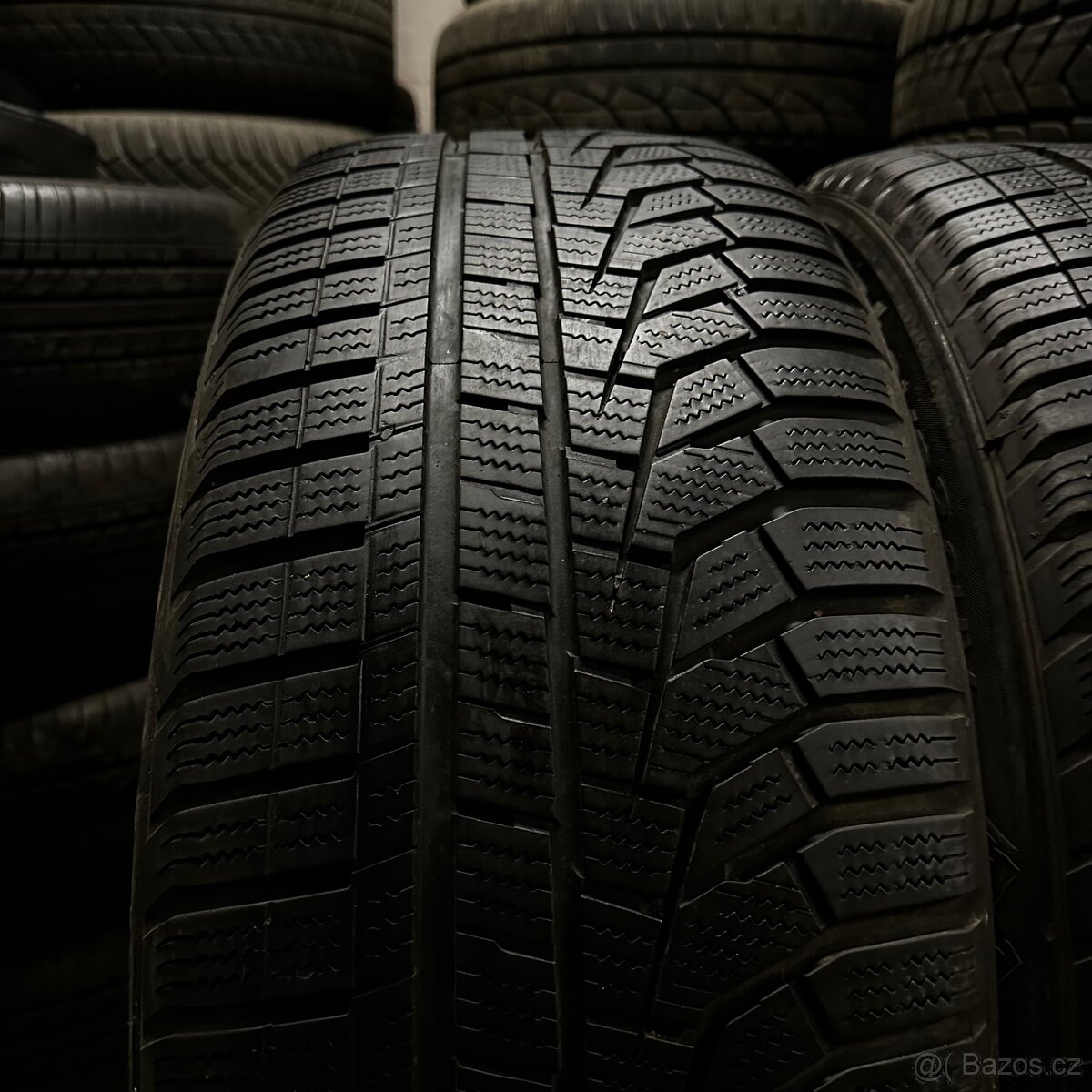 2 ks pneu Hankook 235/55/19 105V - 2