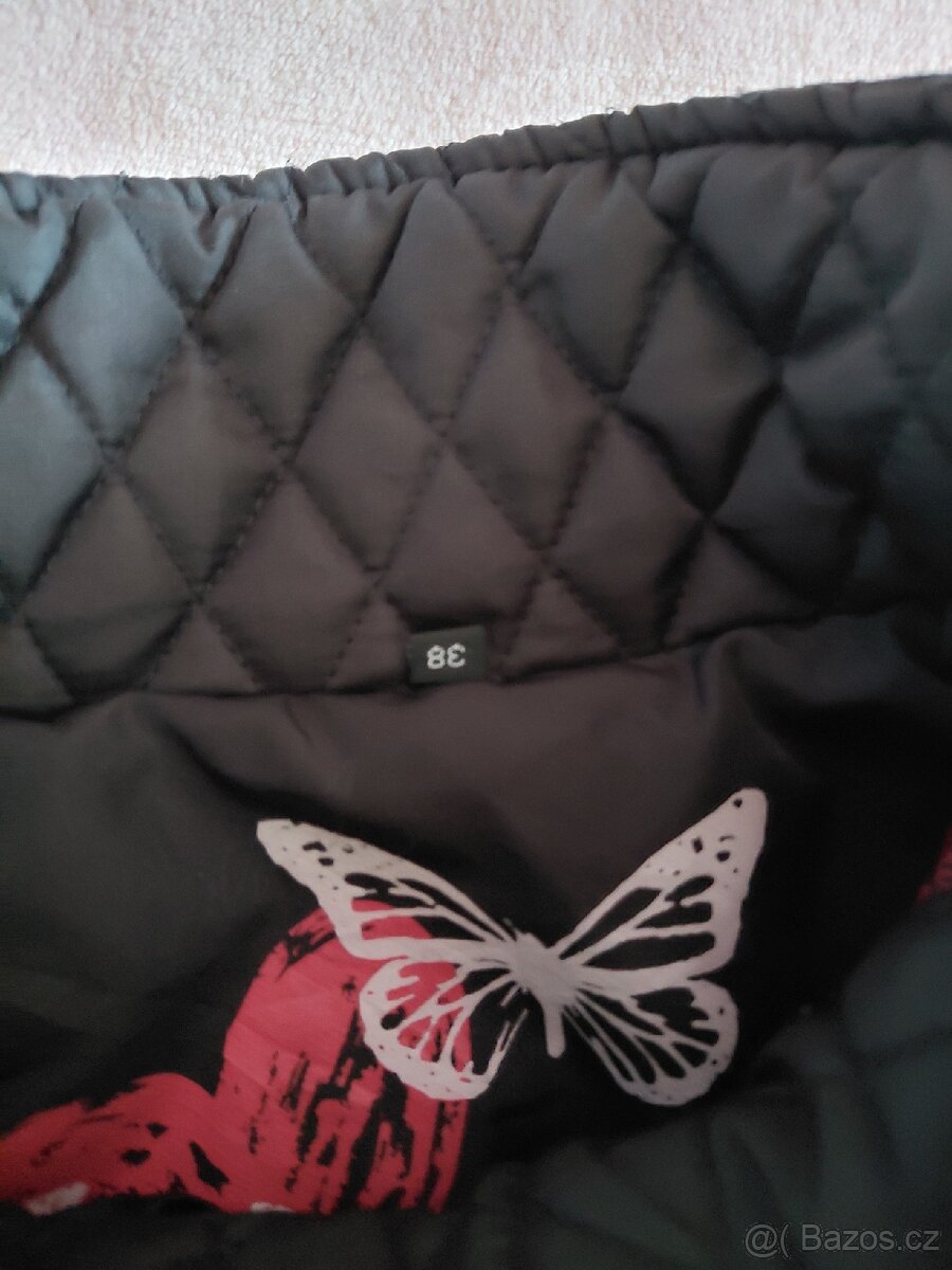 Desigual jarní kabátek vel.38 - 2