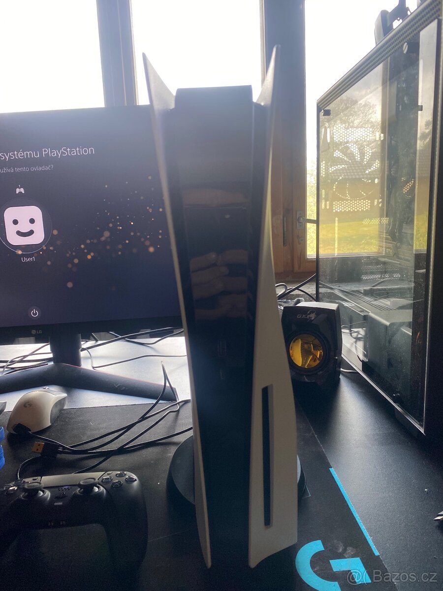 PlayStation 5 s mechanikou + pár her (PS5) - 2