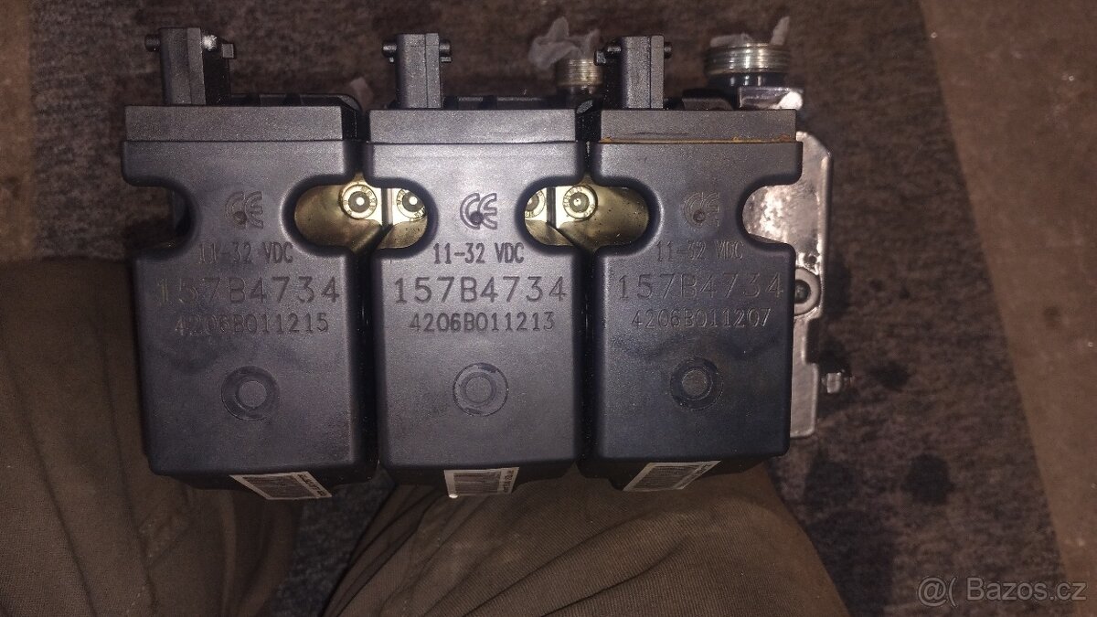 Hydraulický rozvaděč Danfoss PVG 32 - 2