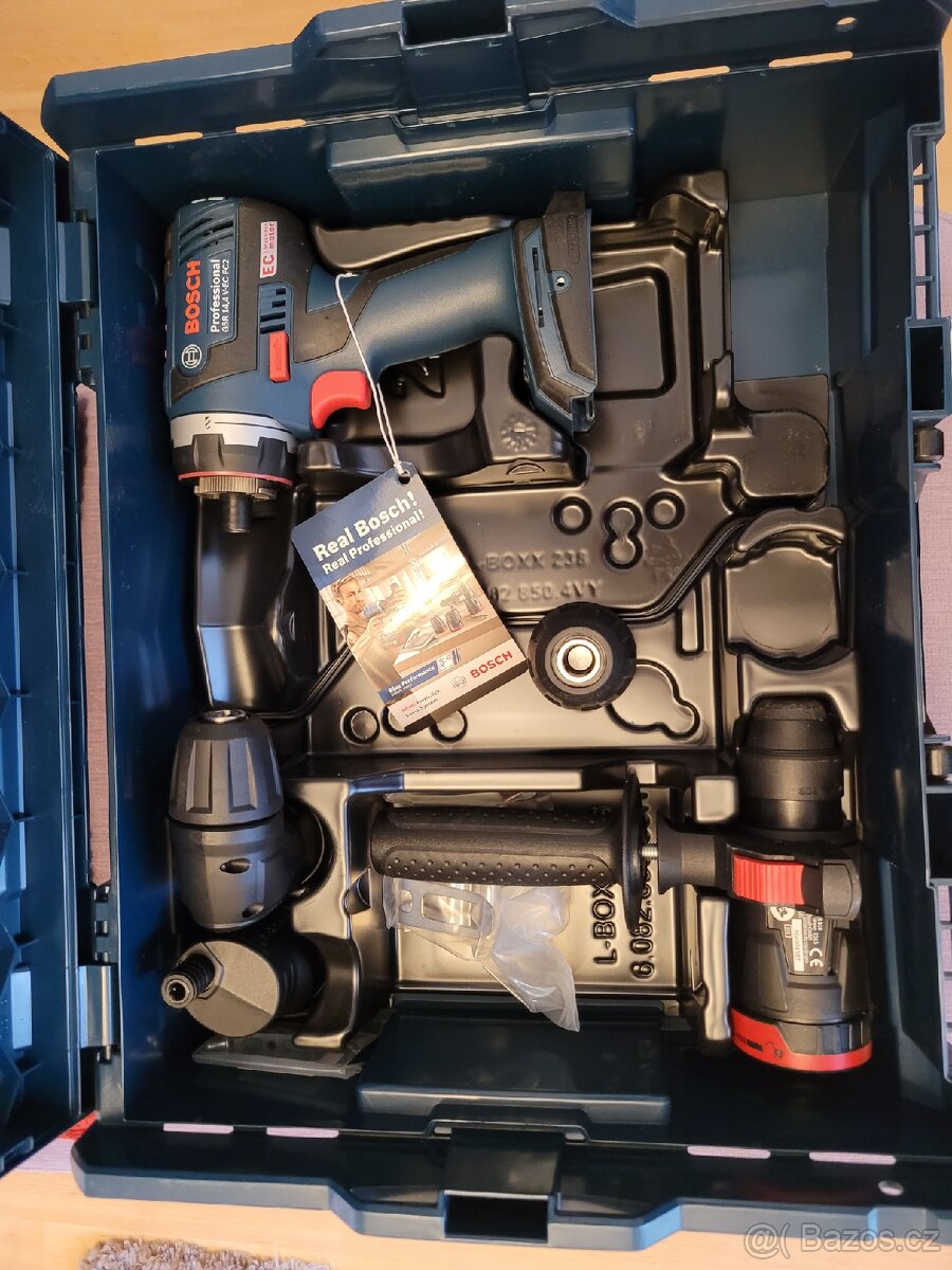 Aku šroubovák / vrtačka s 4 adaptéry Bosch + kufr + aku - 2