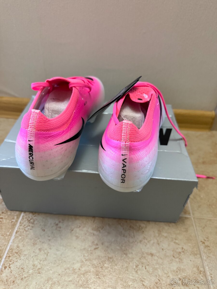 Kopačky Nike - 2