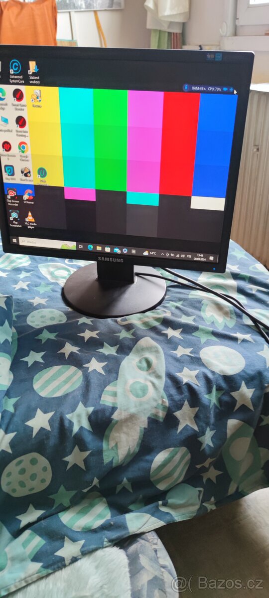 Prodám starší monitor - 2