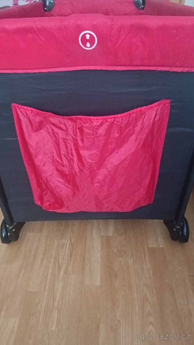 Cestovní postýlka s matrací - 2