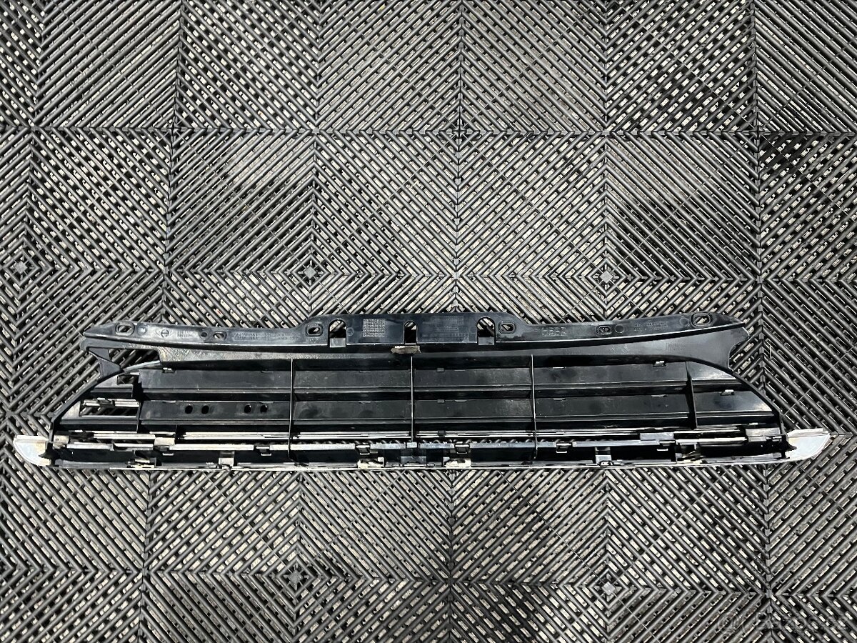 Přední maska Mini R56 - 2