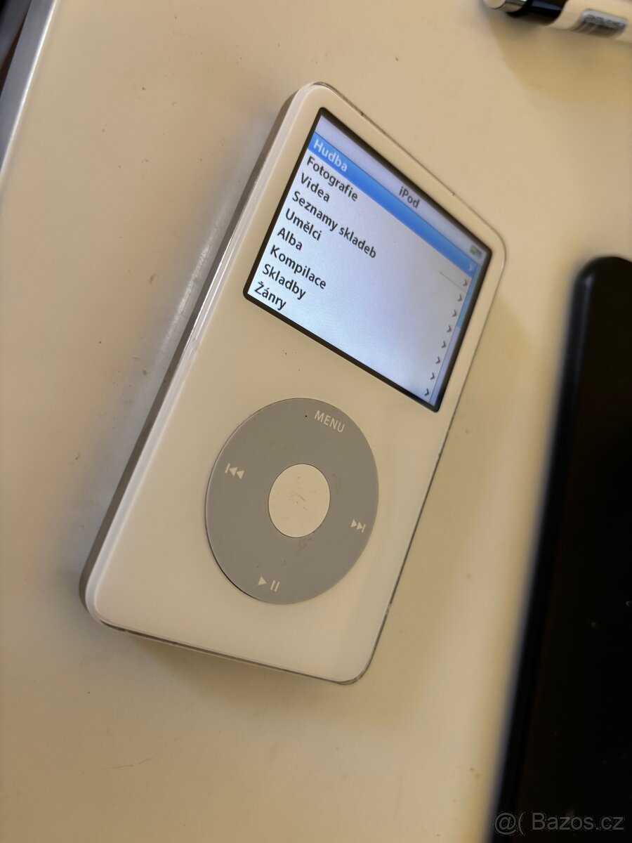 Apple IPod Classic 30GB - 2