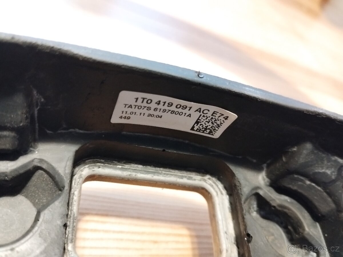 MF Volant 1T0 419 091 AC - 2