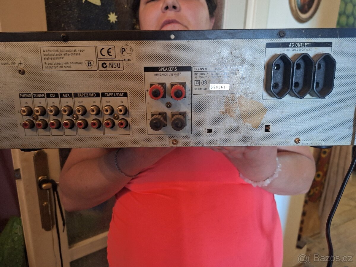 Zesilovac Sony - 2