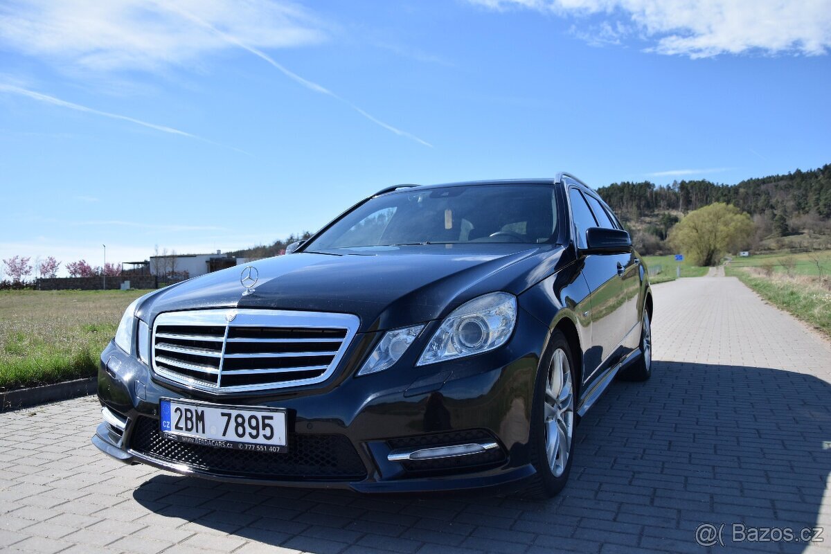 Mercedes Benz E350 4matic 3.0 V6 - 2