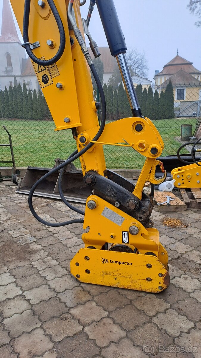 Jcb compactor hutnici deska na bagr - 2
