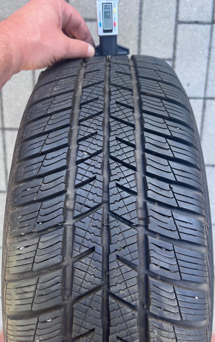 Octavia - 16" Velorum + zimní 205/55 R16 Barum 9mm - 2